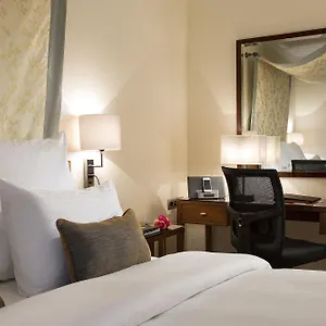 warwick-brussels.brusselshotelsbook.com/