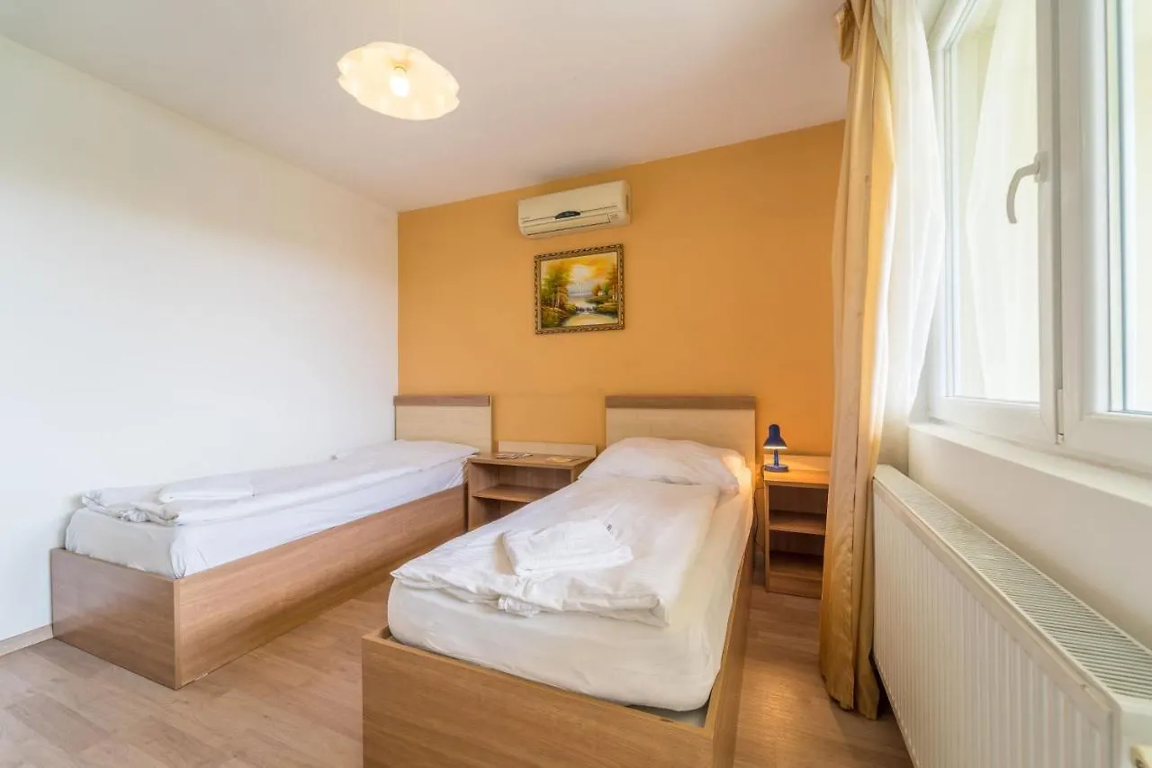 Silver Hotel Budapest City Center