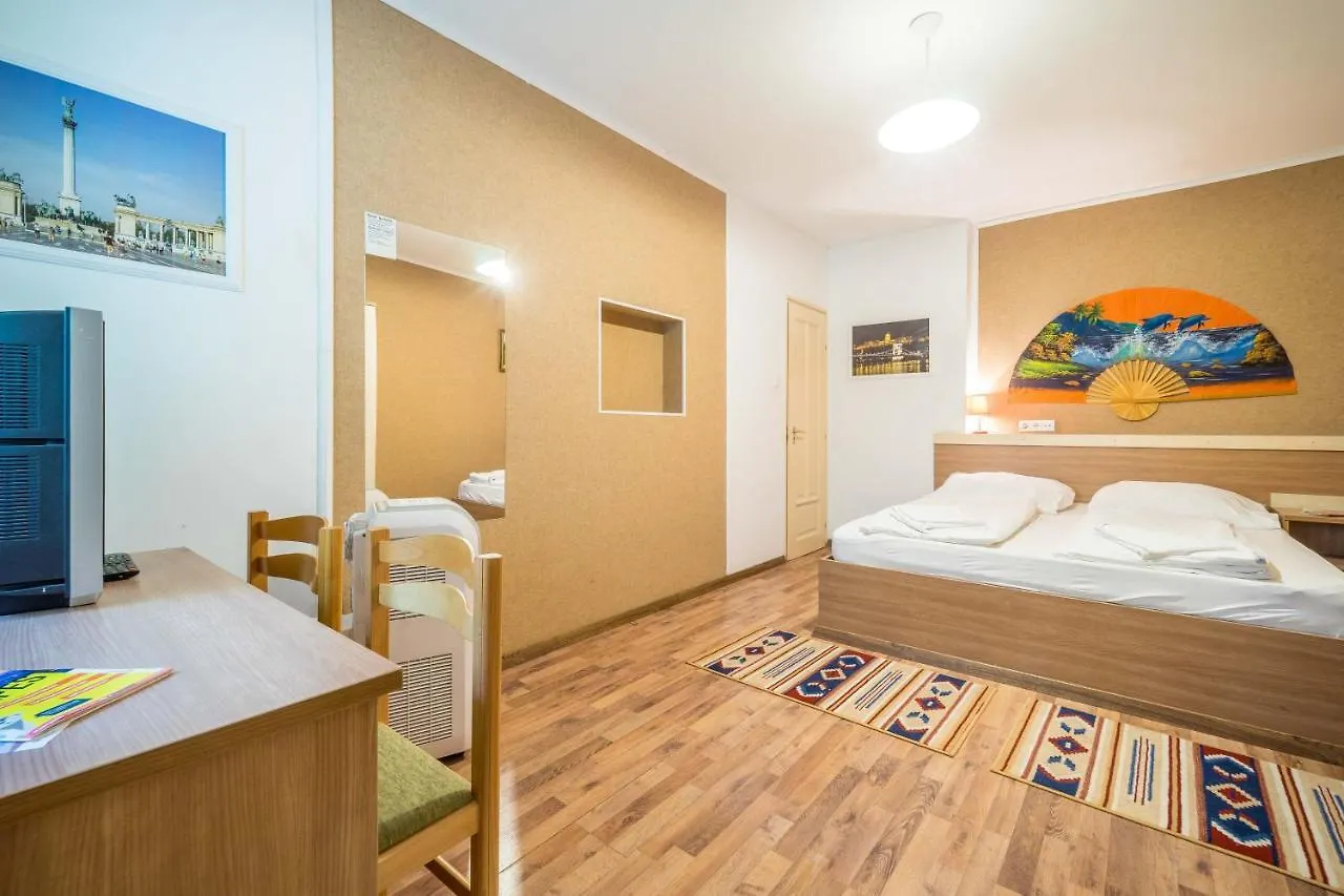 Silver Hotel Budapest City Center